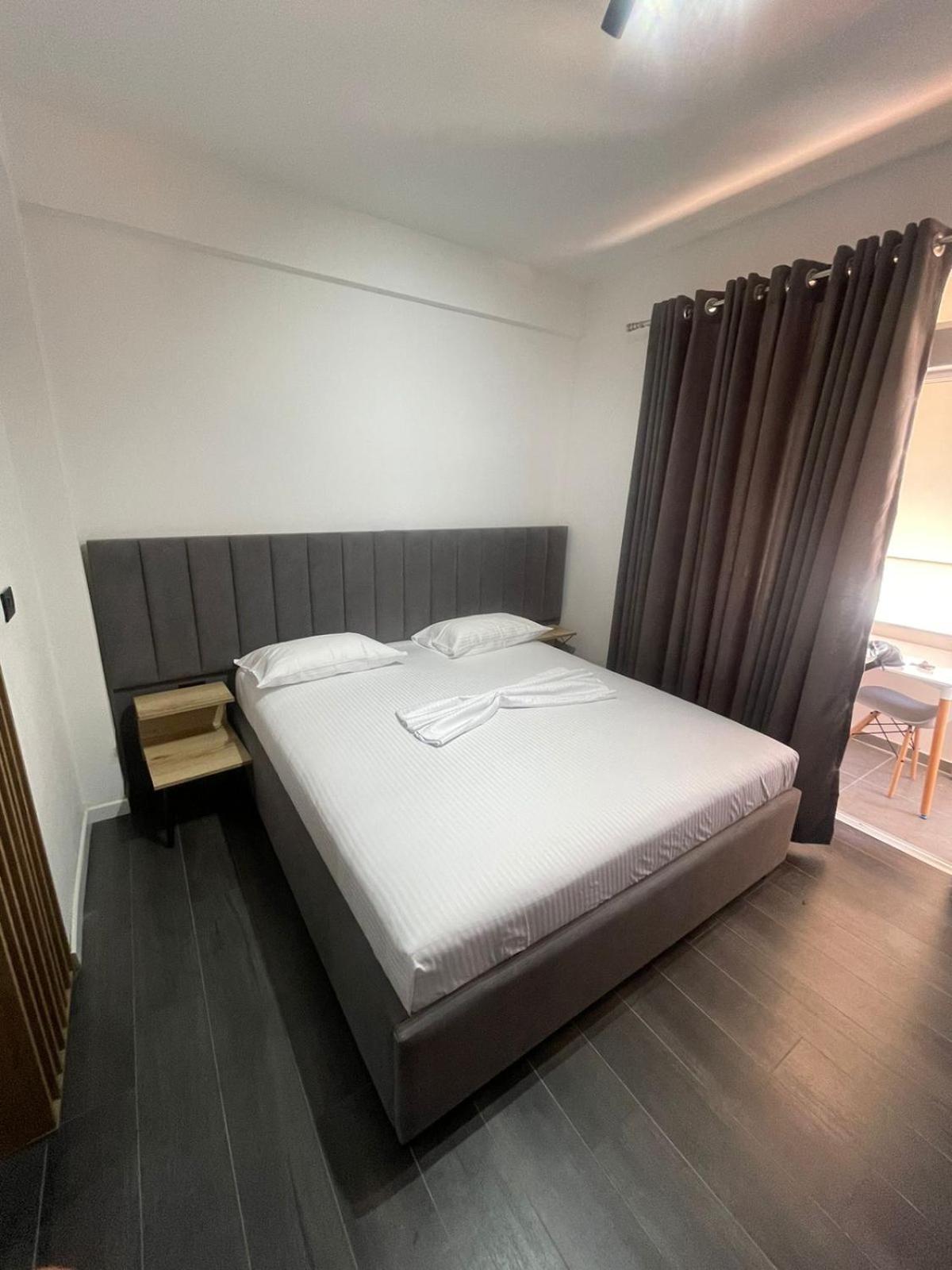 Aries Apartments Sarande Ngoại thất bức ảnh