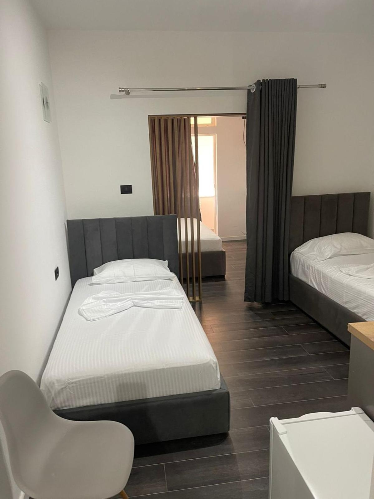 Aries Apartments Sarande Ngoại thất bức ảnh