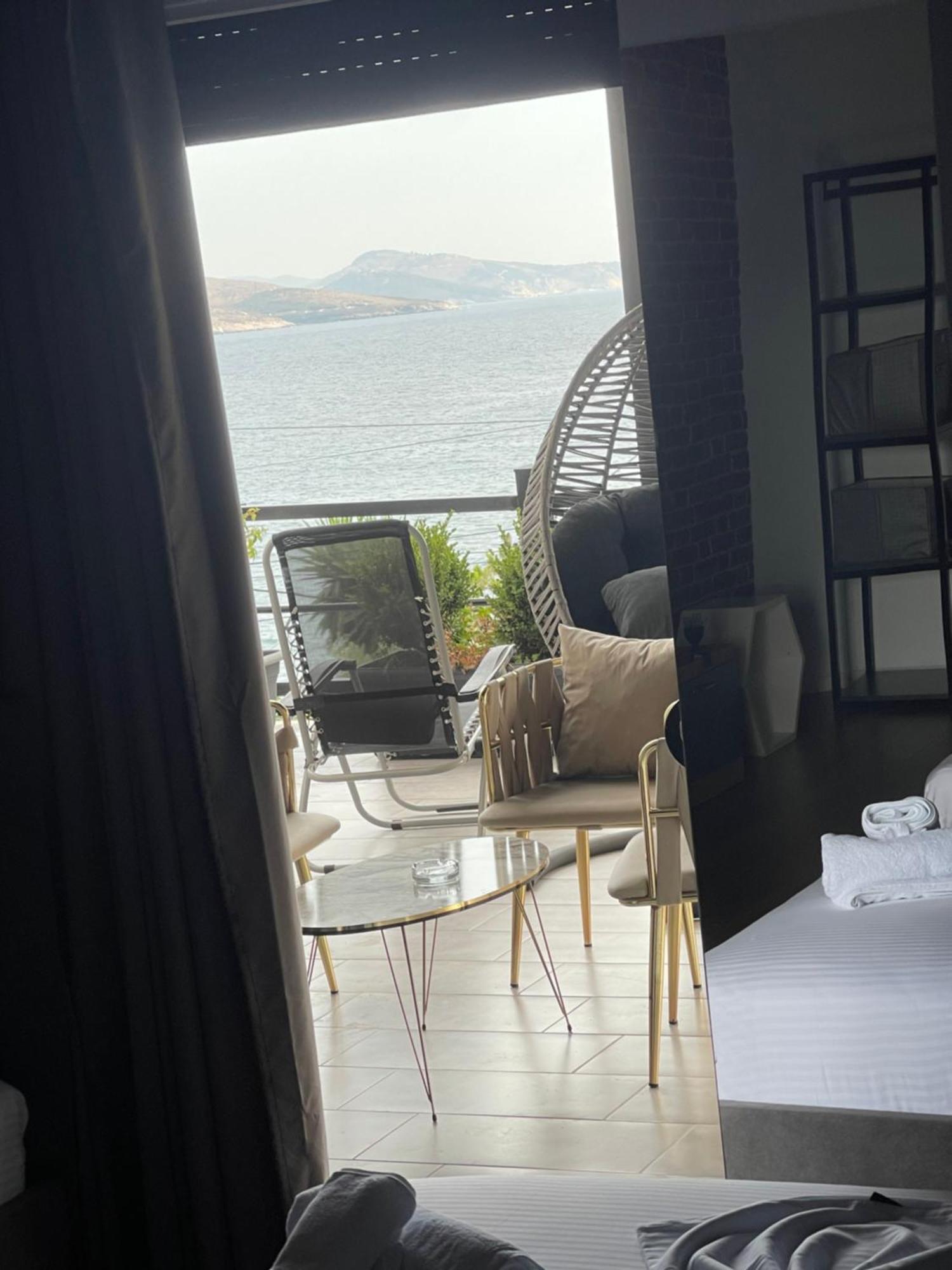 Aries Apartments Sarande Phòng bức ảnh
