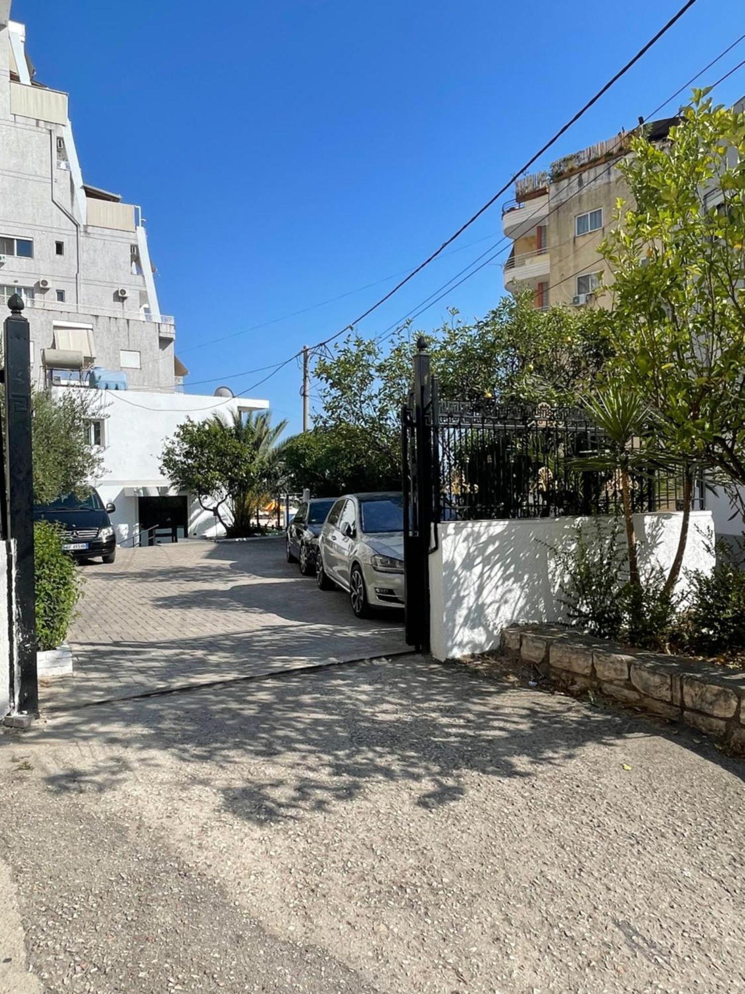 Aries Apartments Sarande Ngoại thất bức ảnh