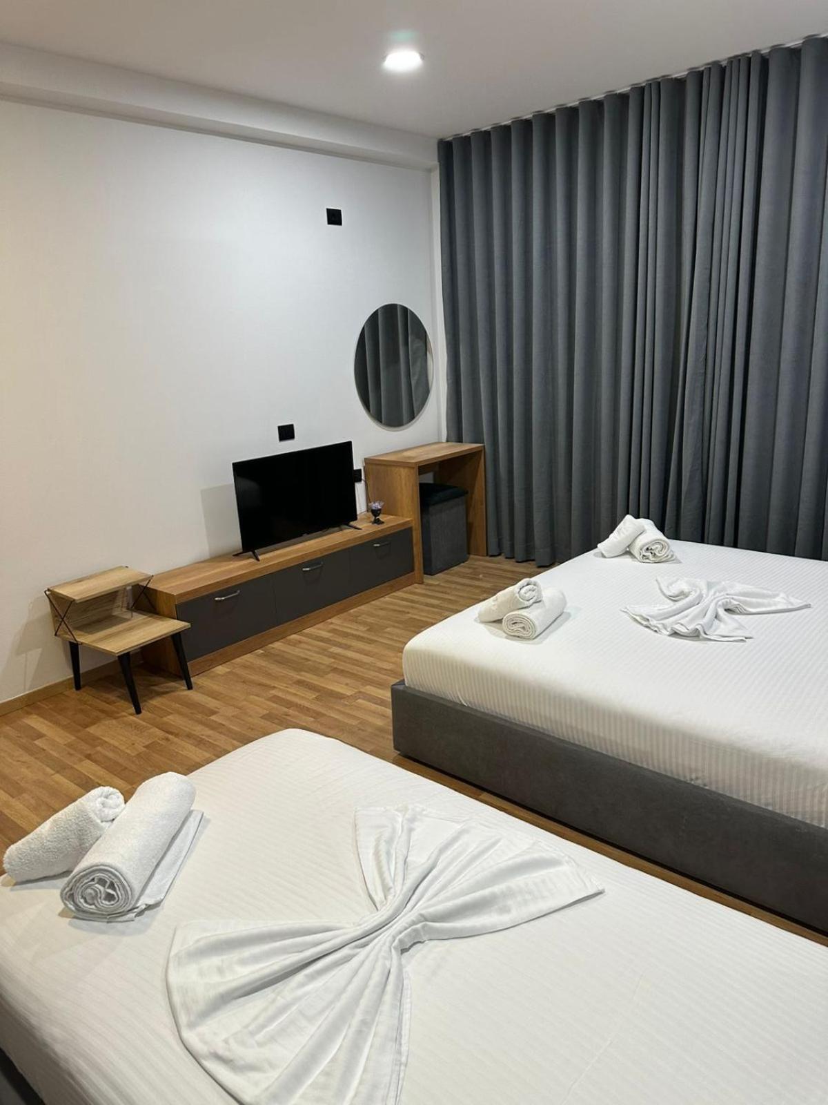Aries Apartments Sarande Ngoại thất bức ảnh
