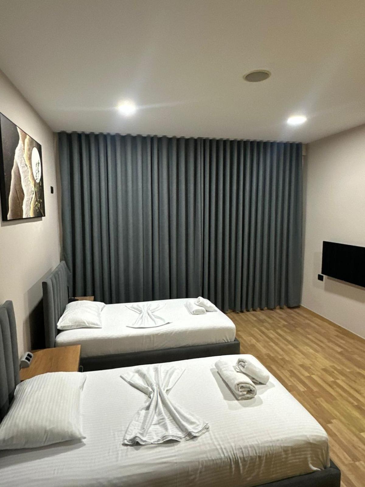 Aries Apartments Sarande Ngoại thất bức ảnh